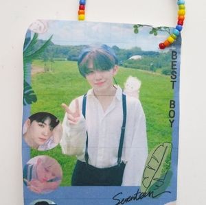 One Random Crafted Kpop Photocard